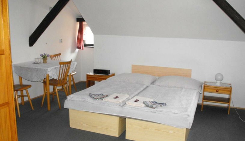 Pension U Soudu Český Krumlov - třílůžkový pokoj